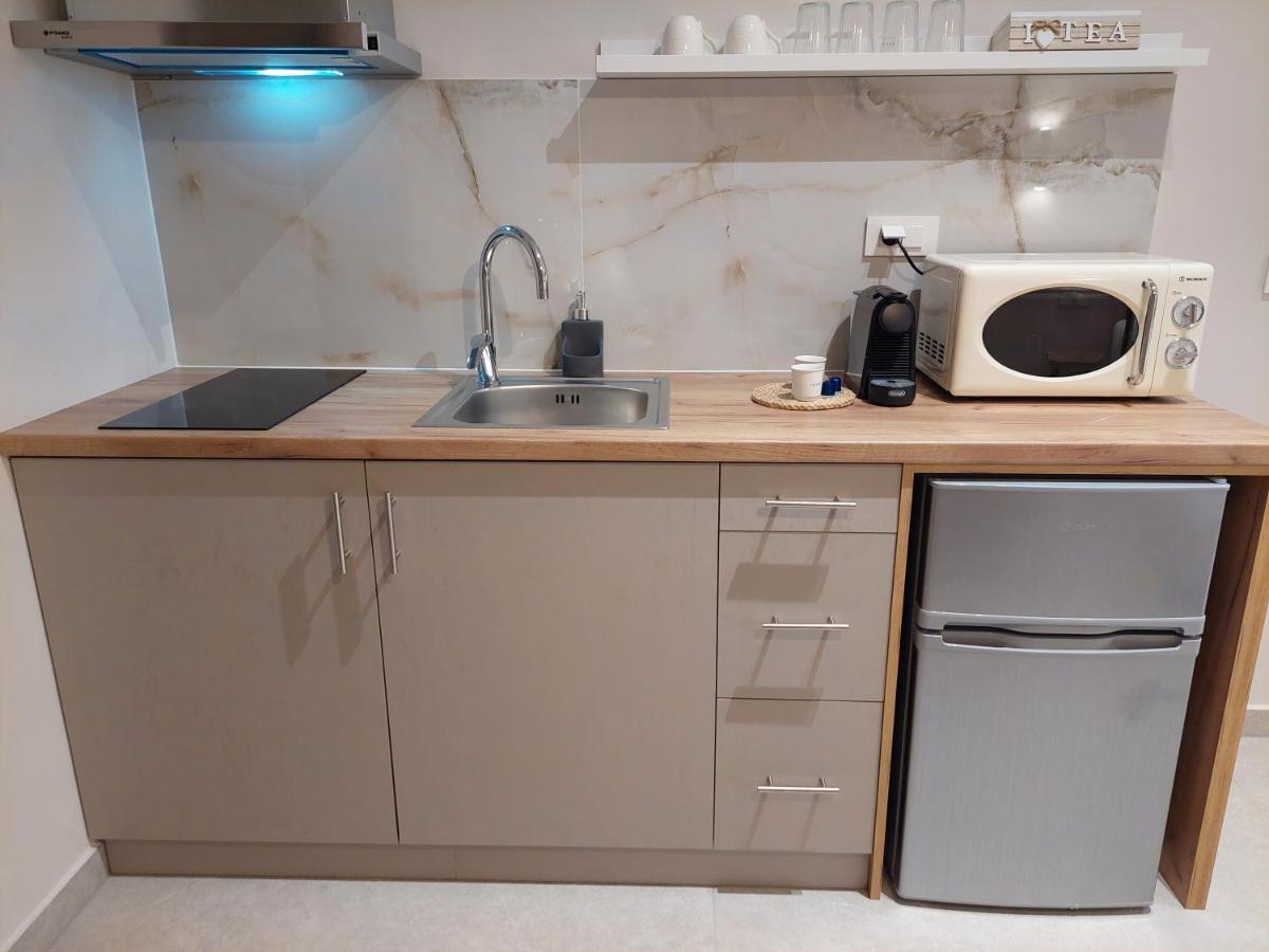 Phoenix Apartments Парга Екстериор снимка