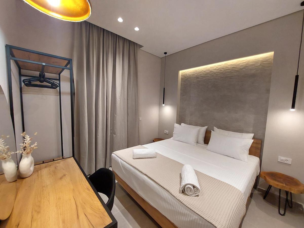 Phoenix Apartments Парга Екстериор снимка